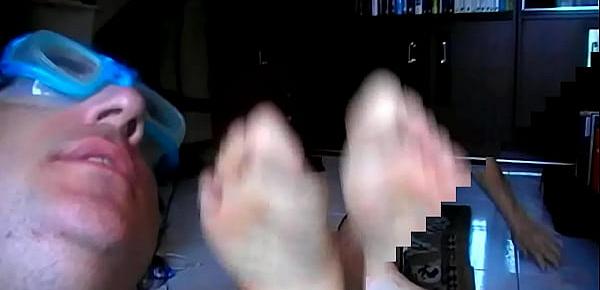  Alessia&039;s Stinky Feet (ItalFetish)